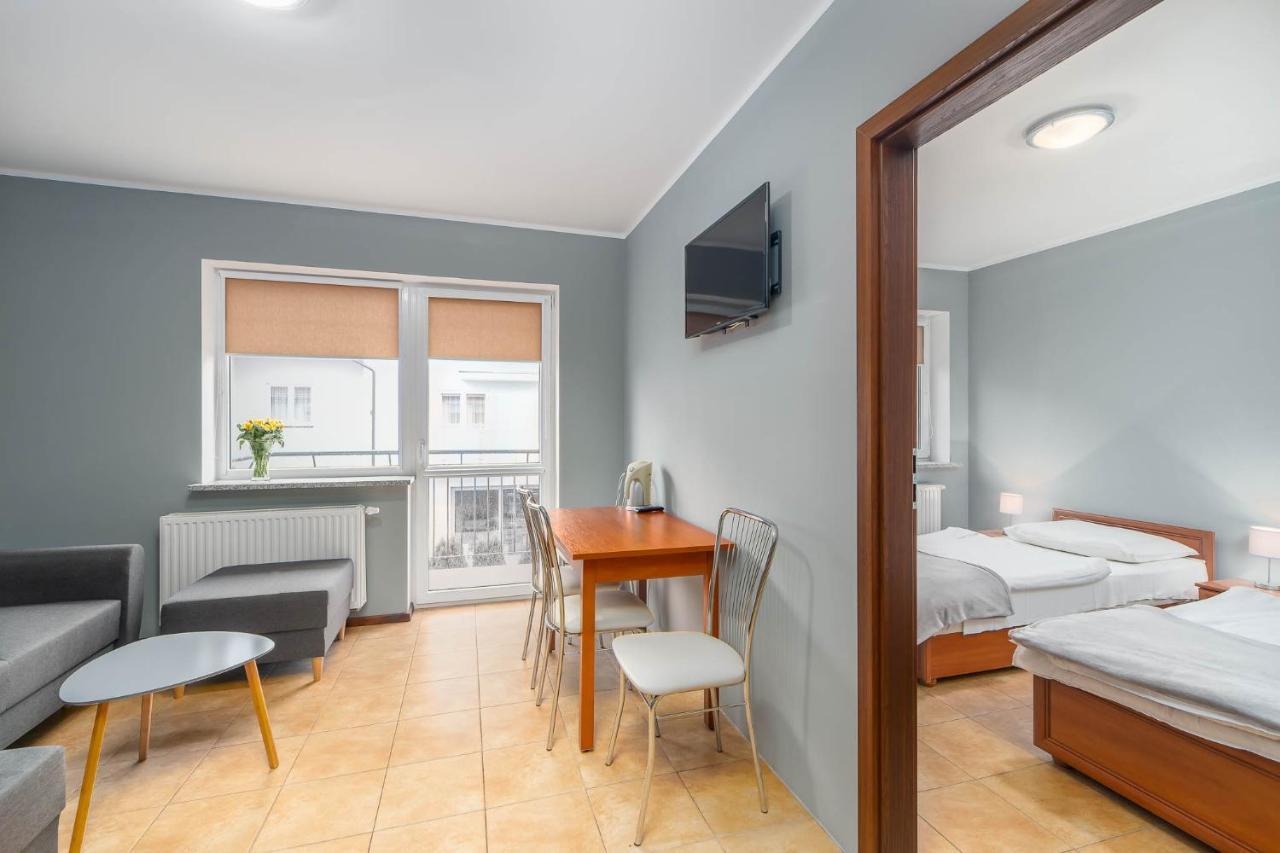 Awenturyn - Pokoje Apartamenty Noclegi Grzybowo Grzybowo  Buitenkant foto